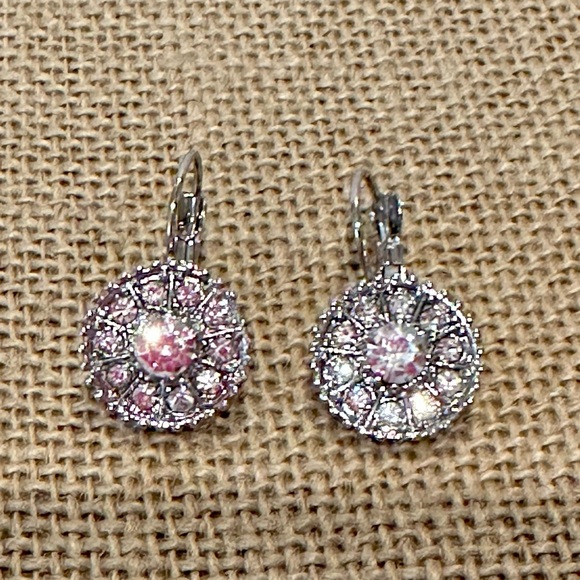 NWT Fashion Accents Earrings silver tone / clear crystal rhinestones - Picture 9 of 12